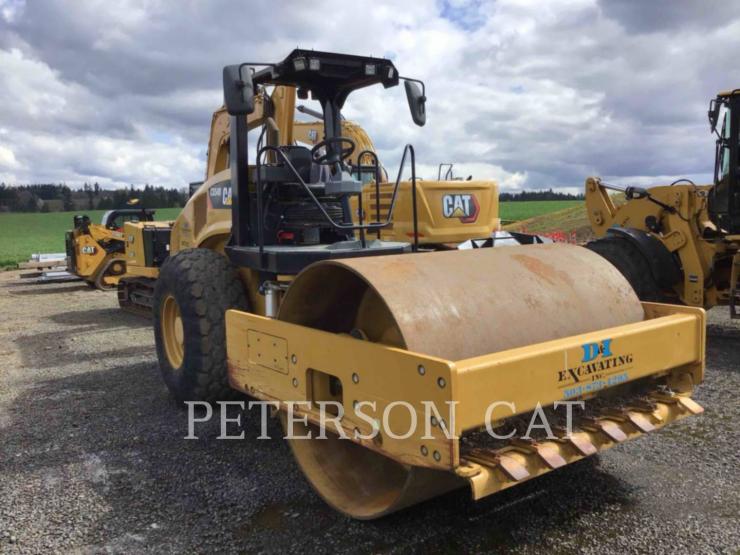 2016 CAT CS54B SMOOTH DRUM ROLLER