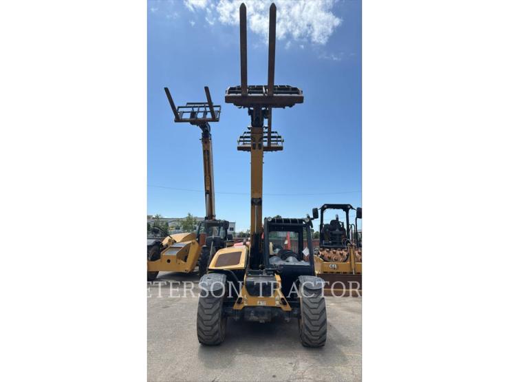 2018 CAT TH255C