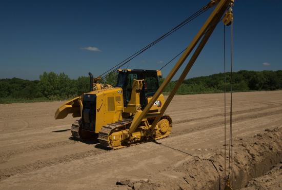 PL61 Pipelayer on a pipe line site
