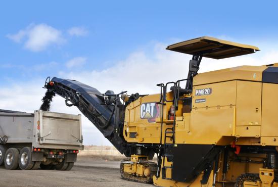 Cat PM820 Cold Planer