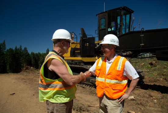 Enhance your ownership experience with a Cat Customer Value Agreement.