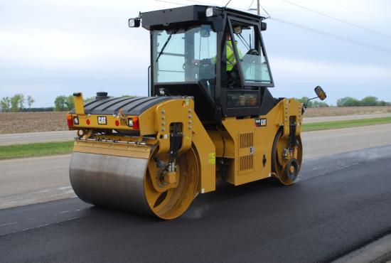 CB44B - Split Drum Tandem Vibratory Roller