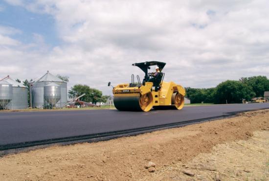 CB64 Tandem Vibratory Roller