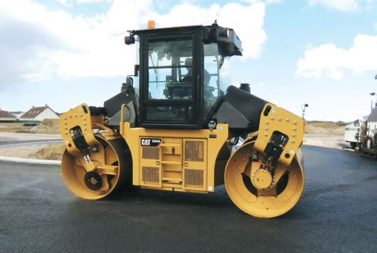 CD54B - Solid Drum Tandem Vibratory Roller