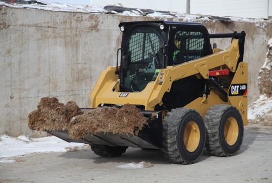 242D Skid Steer Loader