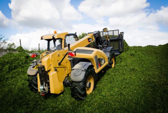 TH407C Telehandler