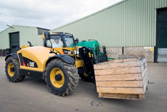 TH407C Telehandler