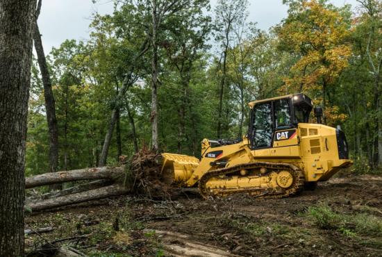 963K Track Loader doing some land clearing