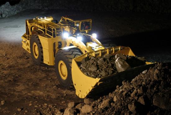 R3000H Underground Mining Load-Haul-Dump (LHD) Loader