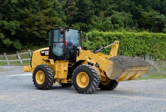 910M Compact Wheel Loader