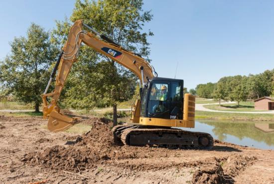 315F L Hydraulic Excavatr digging