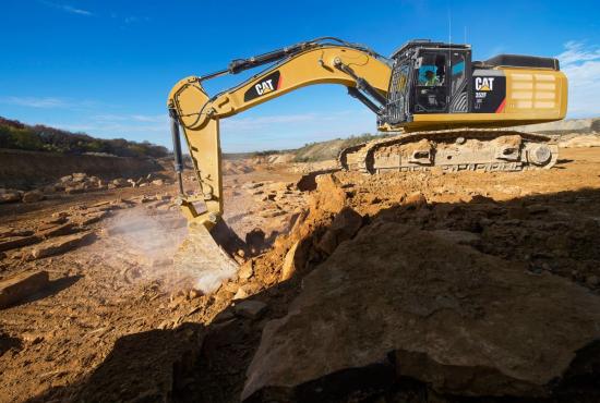 Cutting through hard, heavy material is no problem for the 352F.