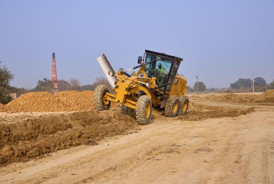 120 GC Motor Grader high blade