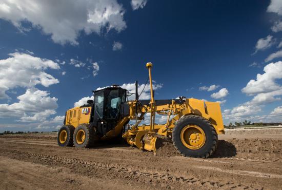 150 Motor Grader prepping work sites