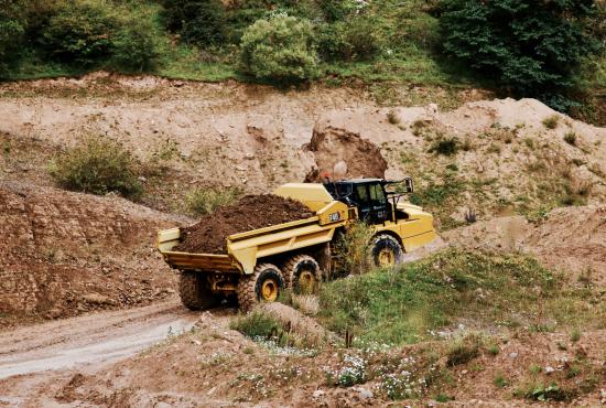 740 EJ Articulated Truck