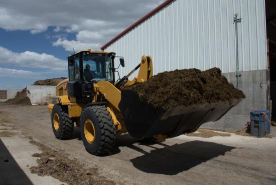 Cat® 926M Small Wheel Loader