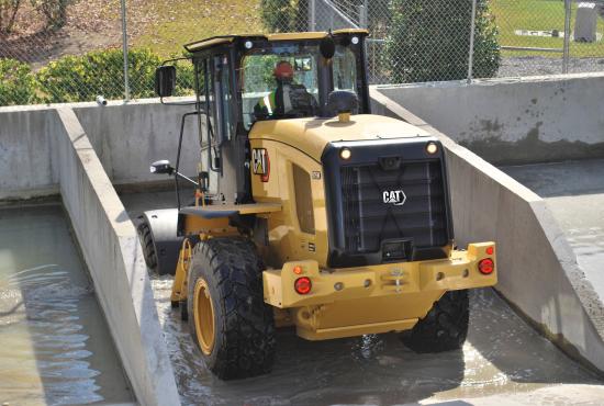 Cat® 926M Aggregate Handler