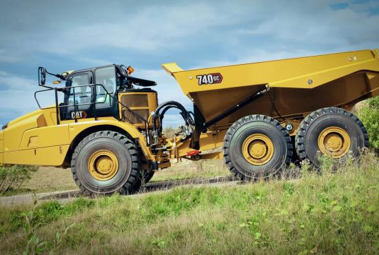 740 GC Three Axle Articulated Truck