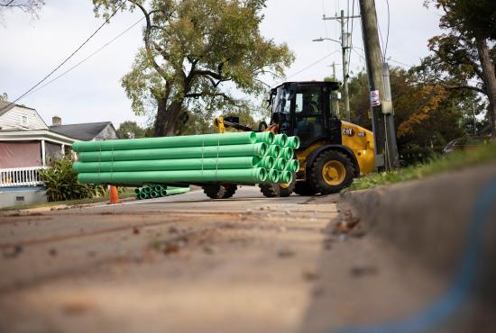 Cat® 908 Compact Wheel Loader