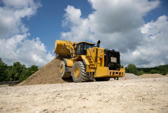 988 GC Large Wheel Loader