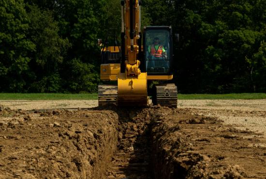 317 GC Digging Trench