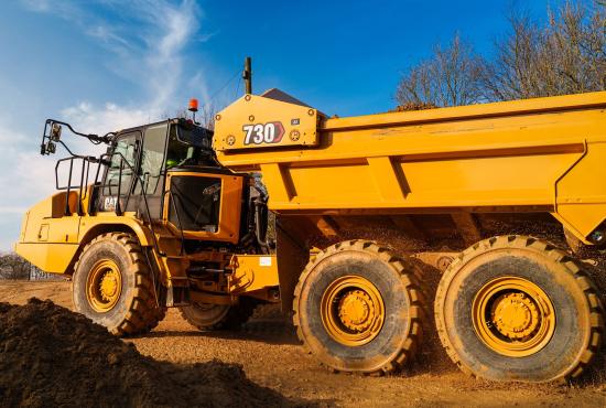 730 EJ Three Axle Articulated Truck