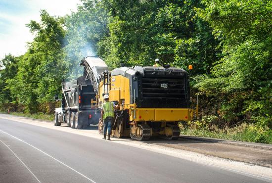 Cat PM825 Cold Planer