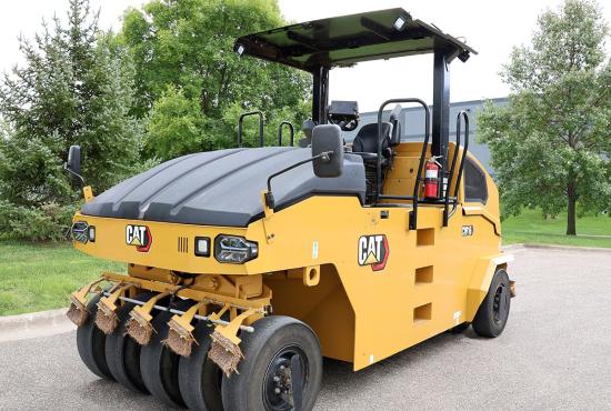 CW16 Pneumatic Roller