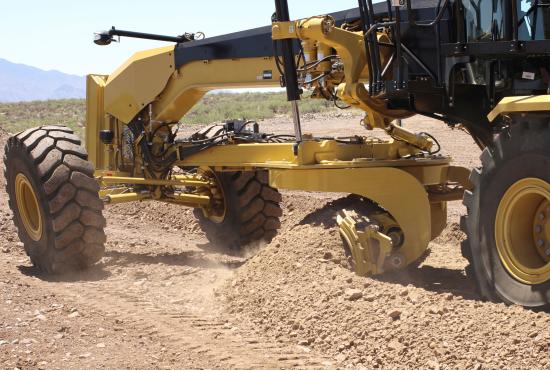 16 grader heavy slope grading