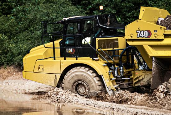 740 EJ Articulated Truck