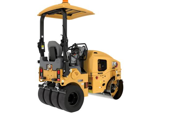 CC2.7combination tandem roller rear, right side