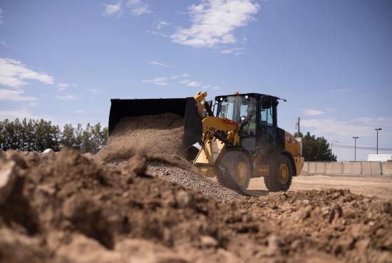 Cat® 907 Compact Wheel Loader