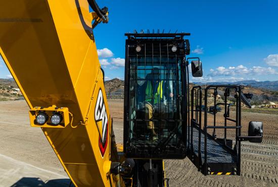 MH3032 cab and exterior lights