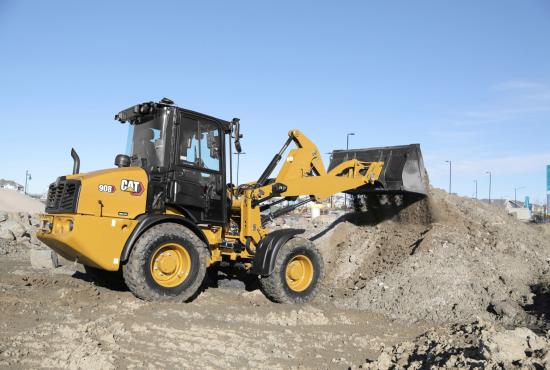 Cat® 908 Compact Wheel Loader High Lift