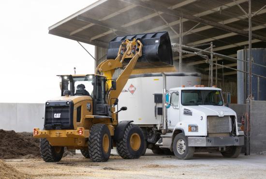 Cat® 926 Small Wheel Loader