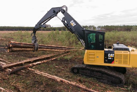 Grapple with Under/Under Heel shoveling logs
