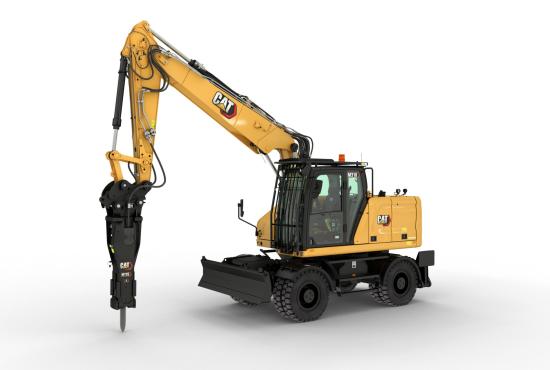 M318 Wheel Excavator equipped with a hammer