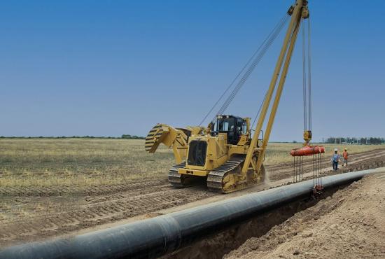 PL83 Pipelayer in the pipe line right of way