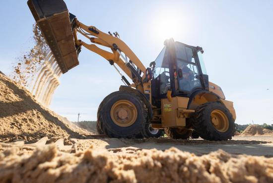 Cat® 903 Compact Wheel Loader