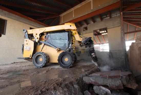 270 Skid Steer Loader