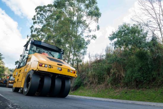 CW34 Pneumatic Roller