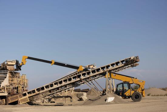 TH1055 Telehandler