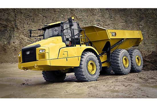 740 Three Axle Articulated Truck