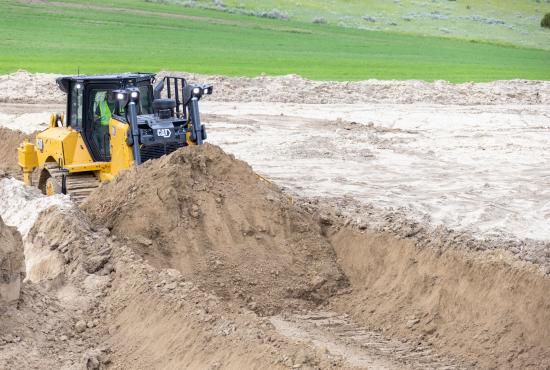 D8 dozer slot dozing