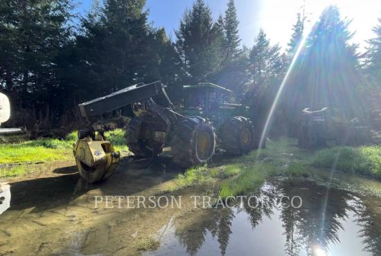 2019 JOHN DEERE 648L
