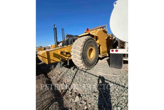 2019 CAT 623K SCRAPER