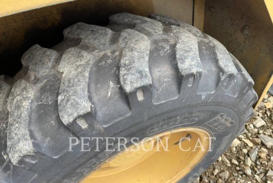 2004 CAT 906 WHEEL LOADER
