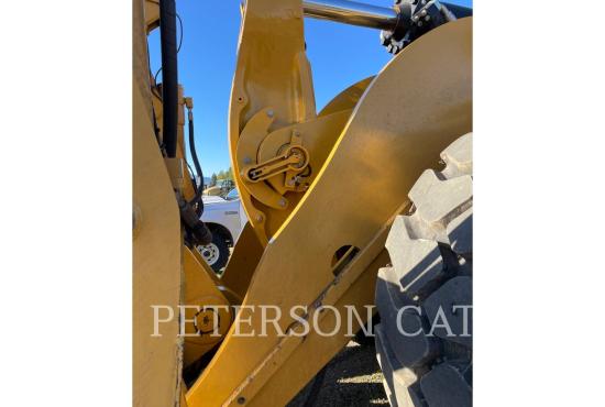2018 CAT 988K