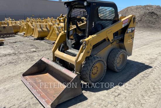 2017 CAT 226D SKID STEER LOADER