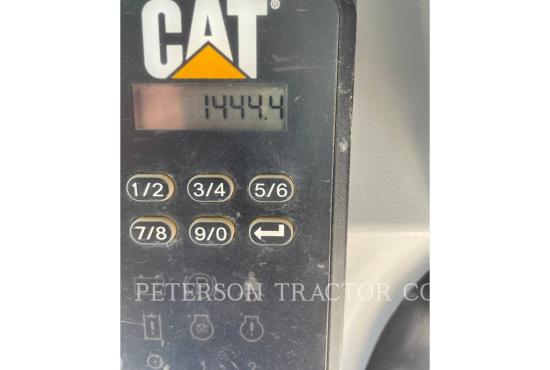 2017 CAT 226D SKID STEER LOADER
